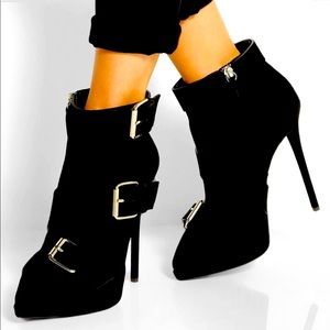 Authentic Giuseppe Zanotti ankle boots like new